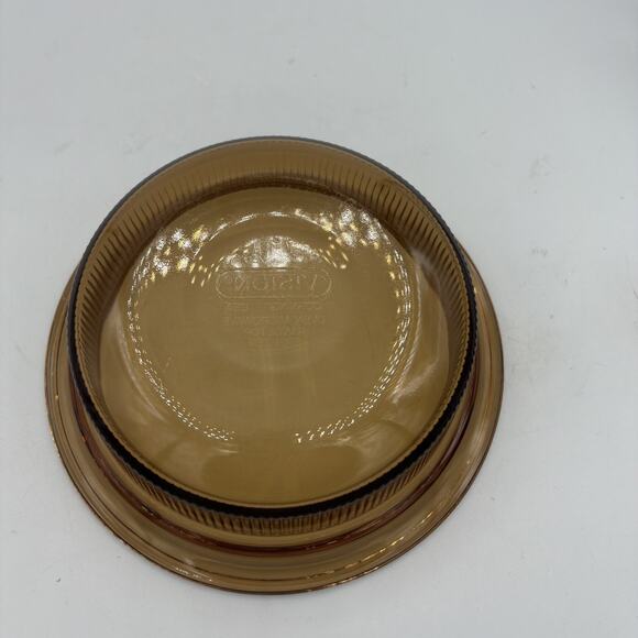 Vintage Vision Corning USA Ribbed Glass Casserole Bowl Amber V-30-B‎ - Picture 4 of 8